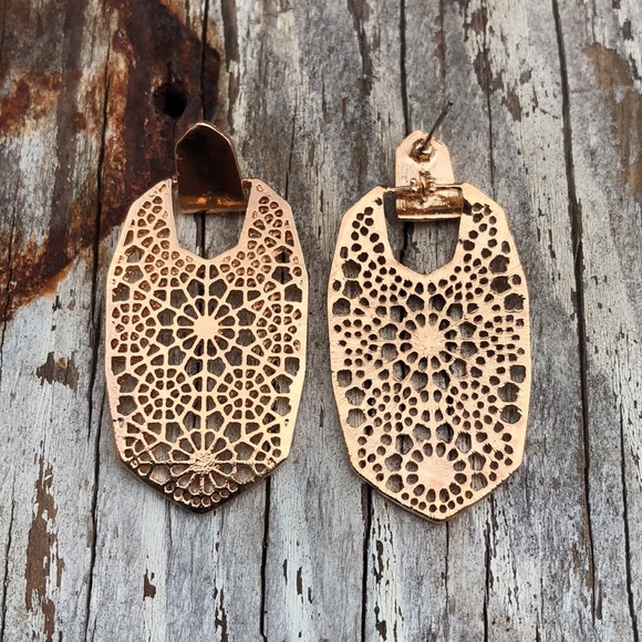 FREE When Bundled! Rose Gold Medallion Earrings! - Picture 4 of 5